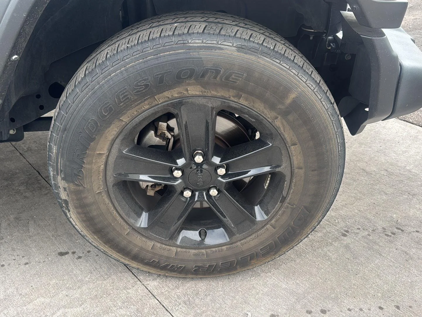 Used 2022 Black Clearcoat Jeep Unlimited Sport Altitude image 4