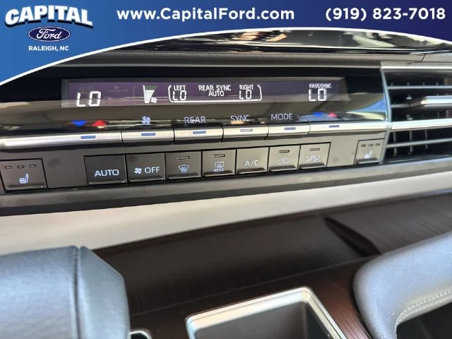 Used 2024 Green Toyota XLE image 30