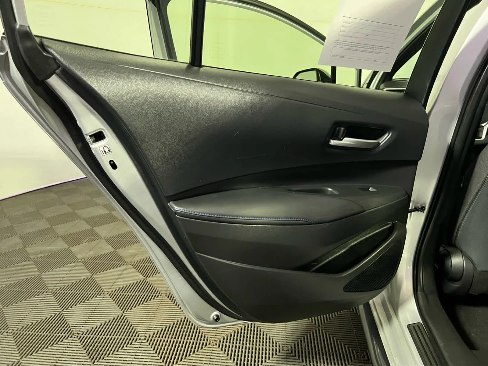 Used 2022 Classic Silver Metallic Toyota SE image 23