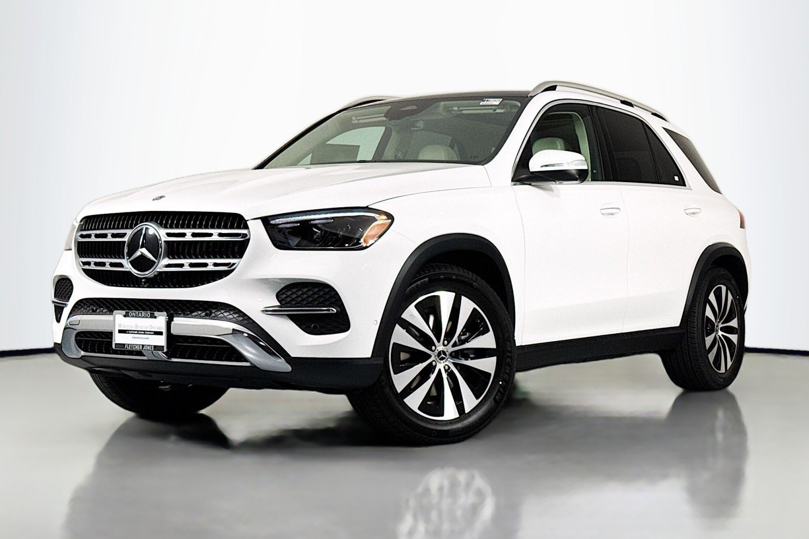 New 2026 Polar White Mercedes-Benz GLE 350 SUV image 1