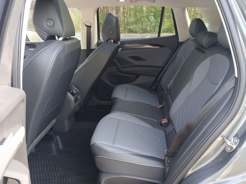 New 2026 Silver Volkswagen 2.0T SE image 24