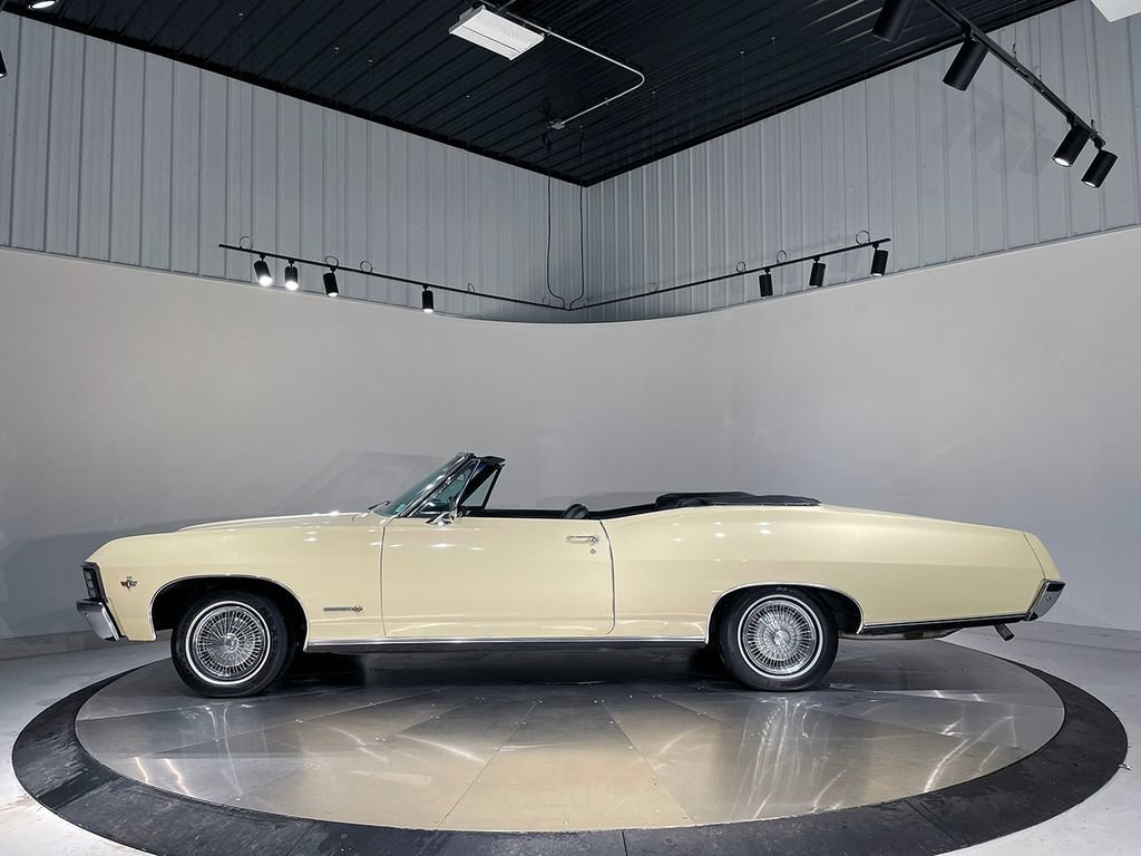 Used 1967 Yellow Chevrolet  image 13