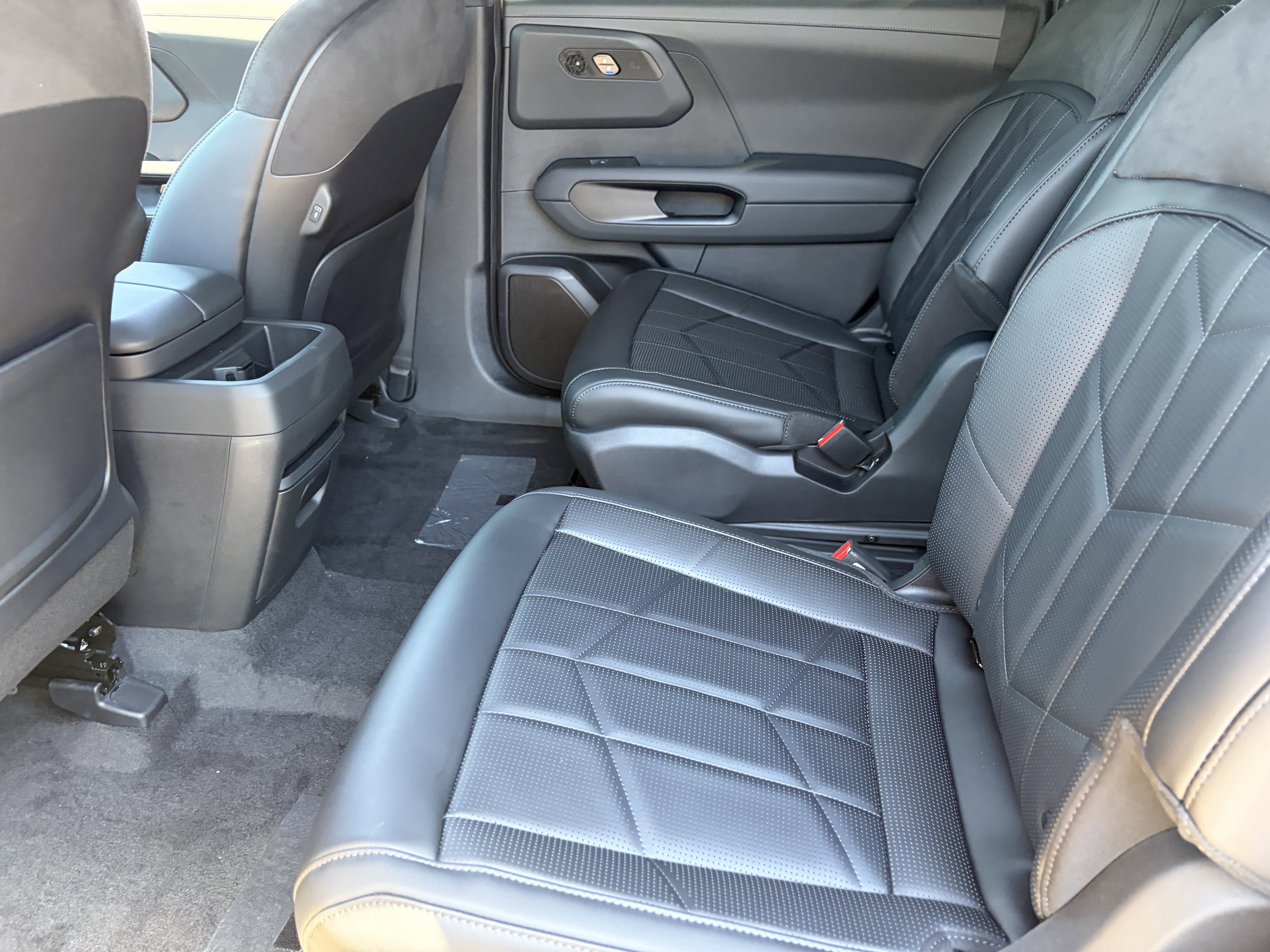New 2027 Terrain Brown Matte Kia X-Line SX Prestige image 15