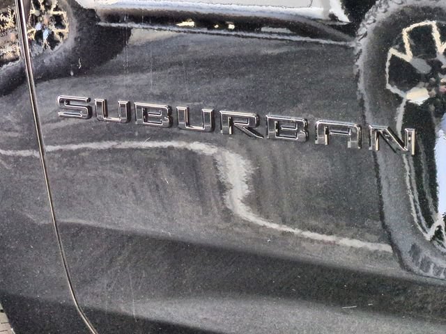 2026 Chevrolet Suburban Z71 - Photo 10