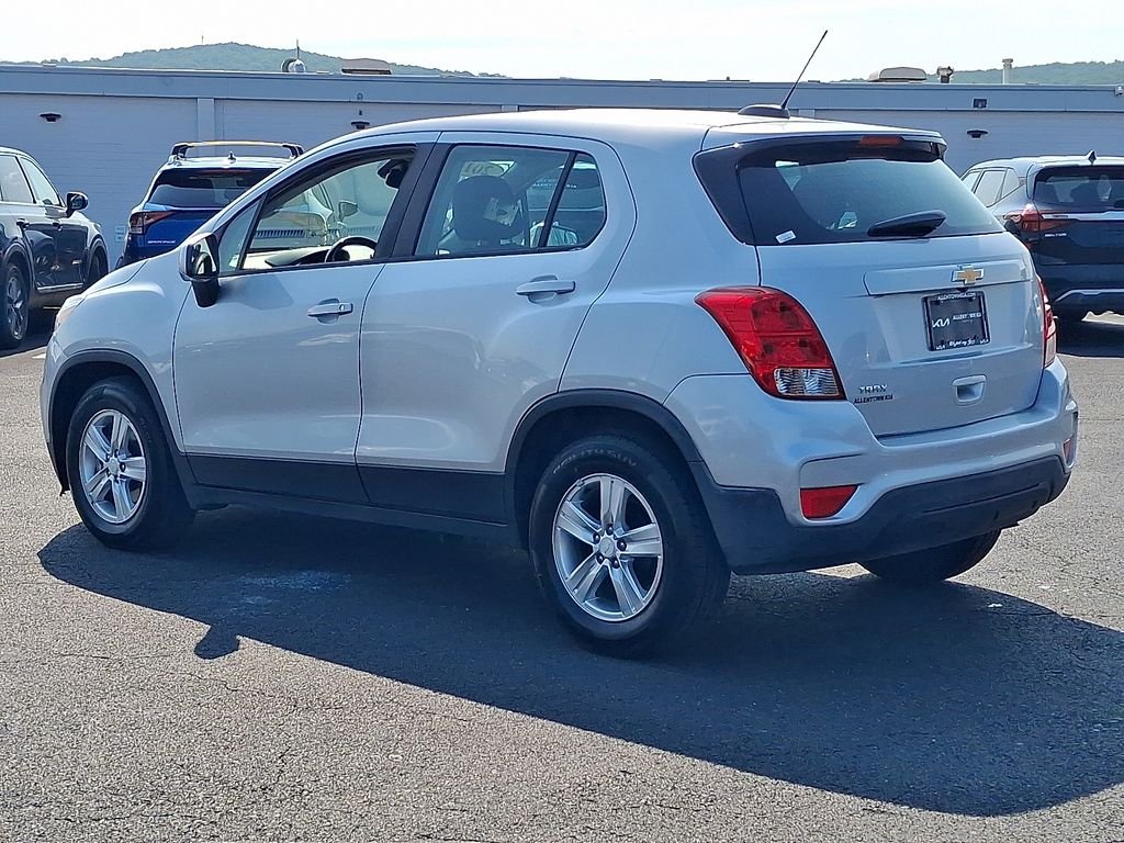 Used 2019 Silver Chevrolet LS image 4