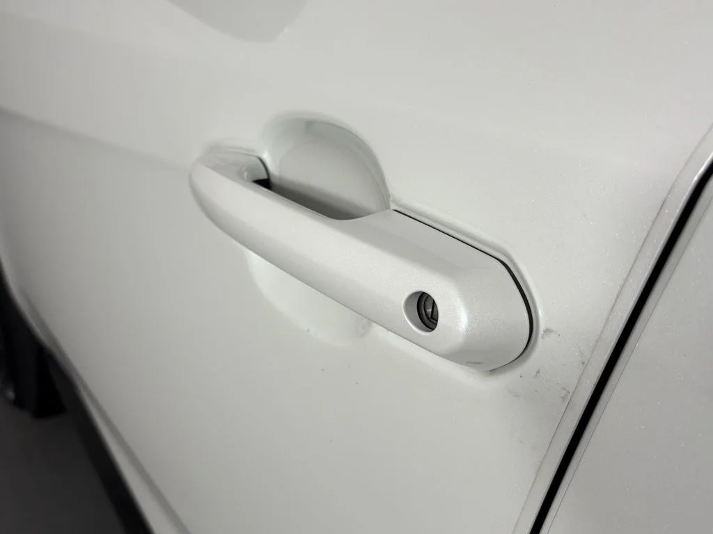 Used 2022 White Toyota XSE image 15