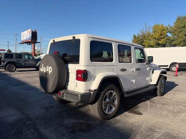 Used 2021 White Jeep Unlimited Sahara image 3