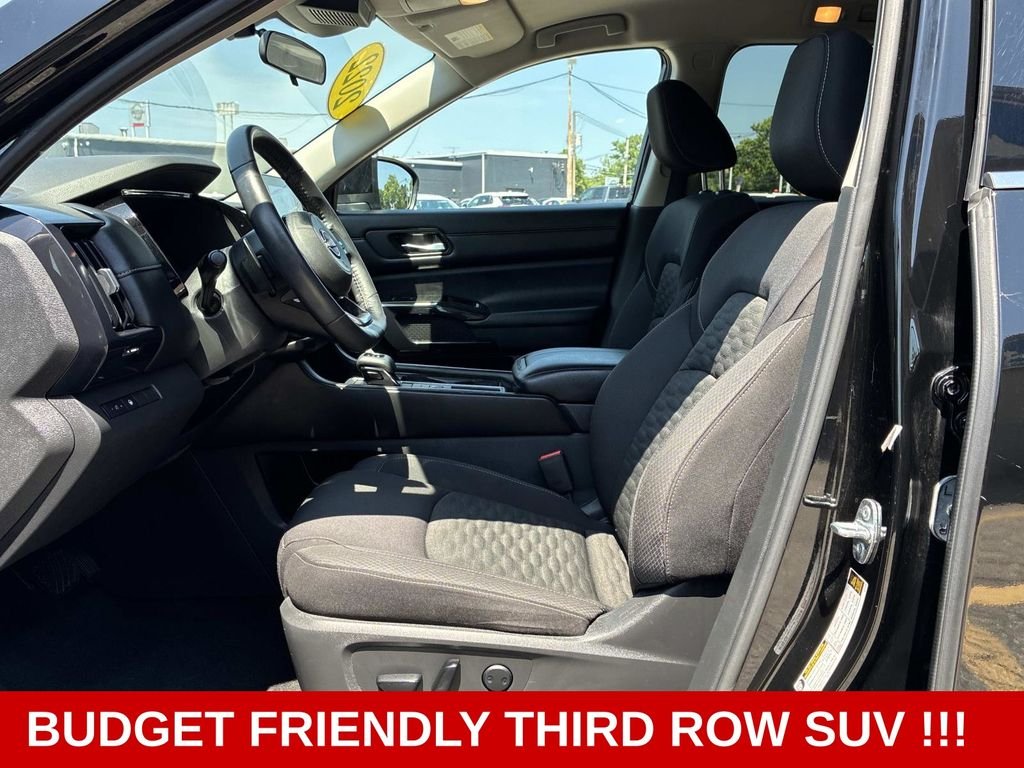 Used 2022 Black Nissan SV image 21