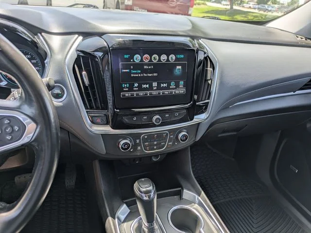 Used 2019 Gray Chevrolet 3LT image 17