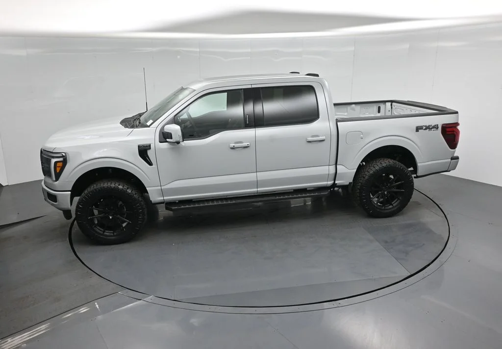 New 2026 Avalanche Ford Lariat image 43