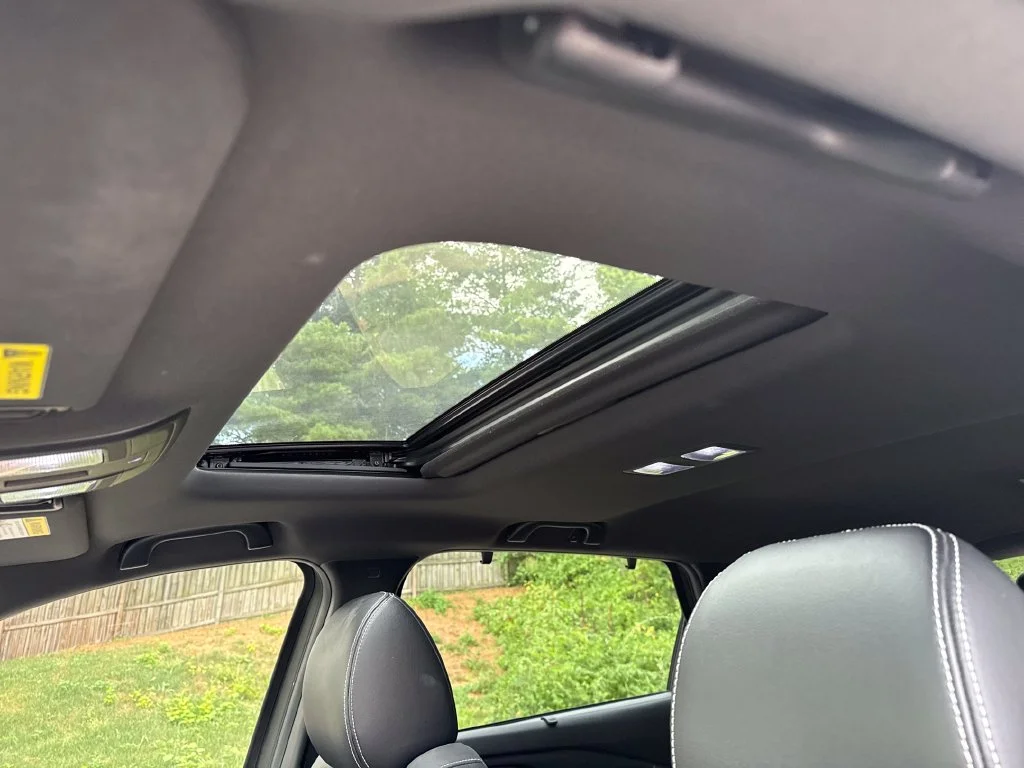 Used 2021 White Mazda Grand Touring image 22