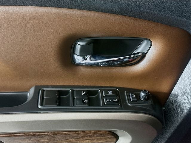 2023 Nissan Titan Platinum Reserve - Photo 19