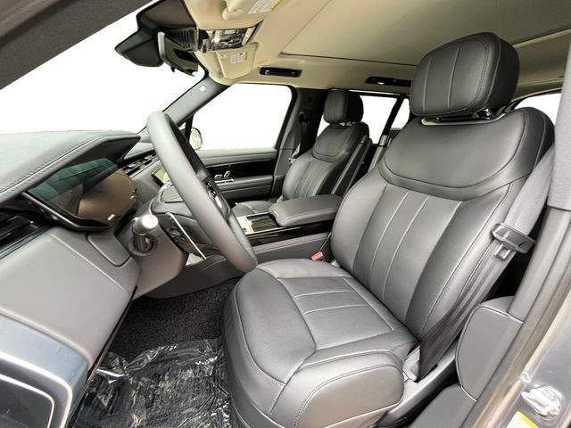 New 2026 Eiger Grey Land Rover SE image 10