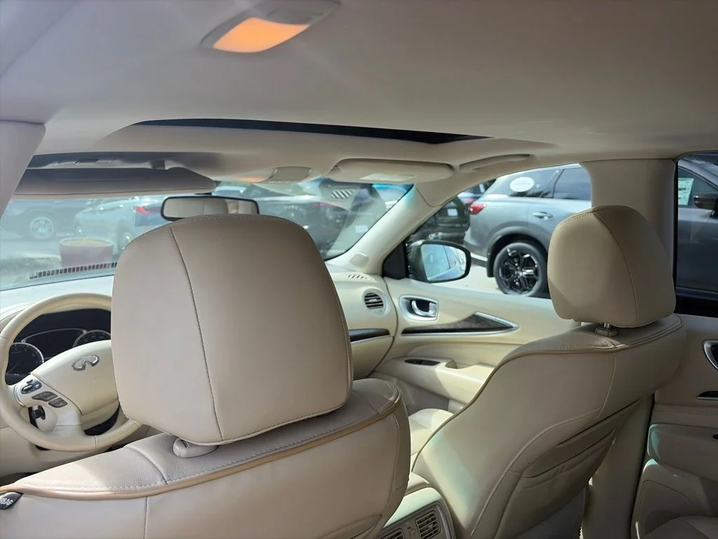 Used 2014 Black Obsidian INFINITI Base image 7