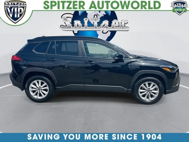 Used 2022 Black Toyota LE image 10