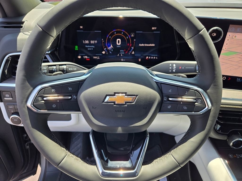 2025 Chevrolet Suburban Premier - Photo 10