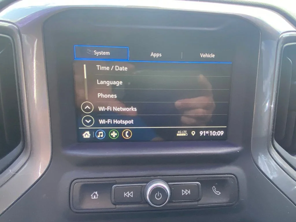 Used 2019 Black Chevrolet Custom Trail Boss image 21