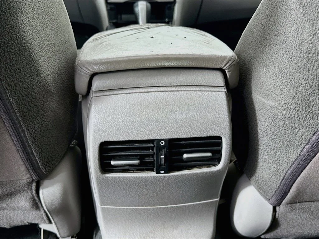 Used 2012 Alabaster Silver Metallic Honda EX image 27