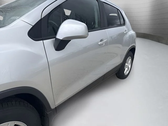Used 2020 Silver Chevrolet LS image 22