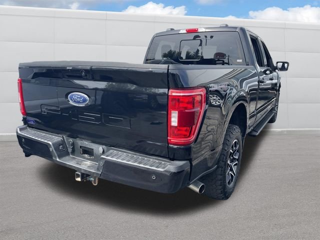 Used 2023 Agate Black Metallic Ford XLT image 5