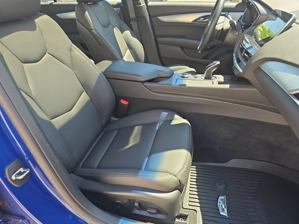 Used 2023 Wave Metallic Cadillac Luxury image 29