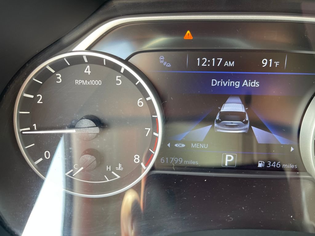 Used 2020 White Nissan S image 19