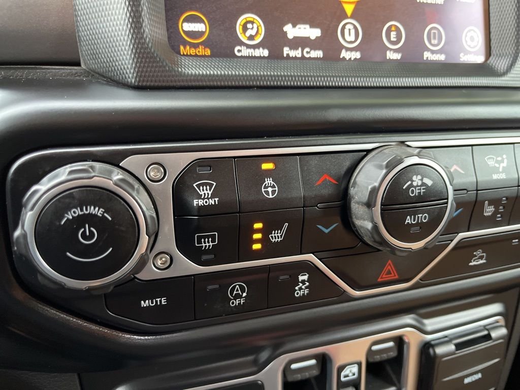 Used 2023 Blue Pearl Jeep Rubicon image 36