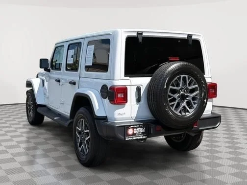 Used 2024 White Jeep Sahara image 5