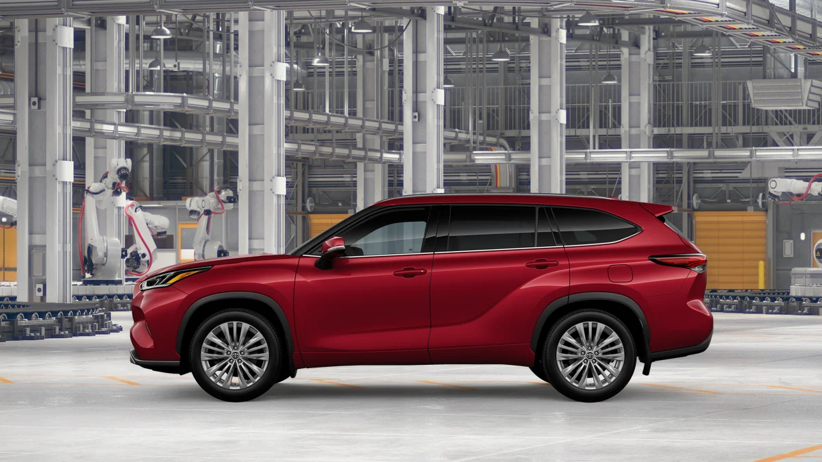 New 2026 Ruby Flare Pearl Toyota Platinum image 4
