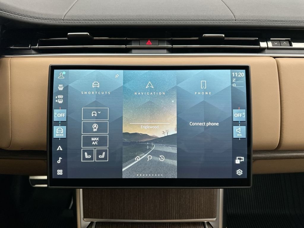 New 2026 Belgravia Green Land Rover SE image 13