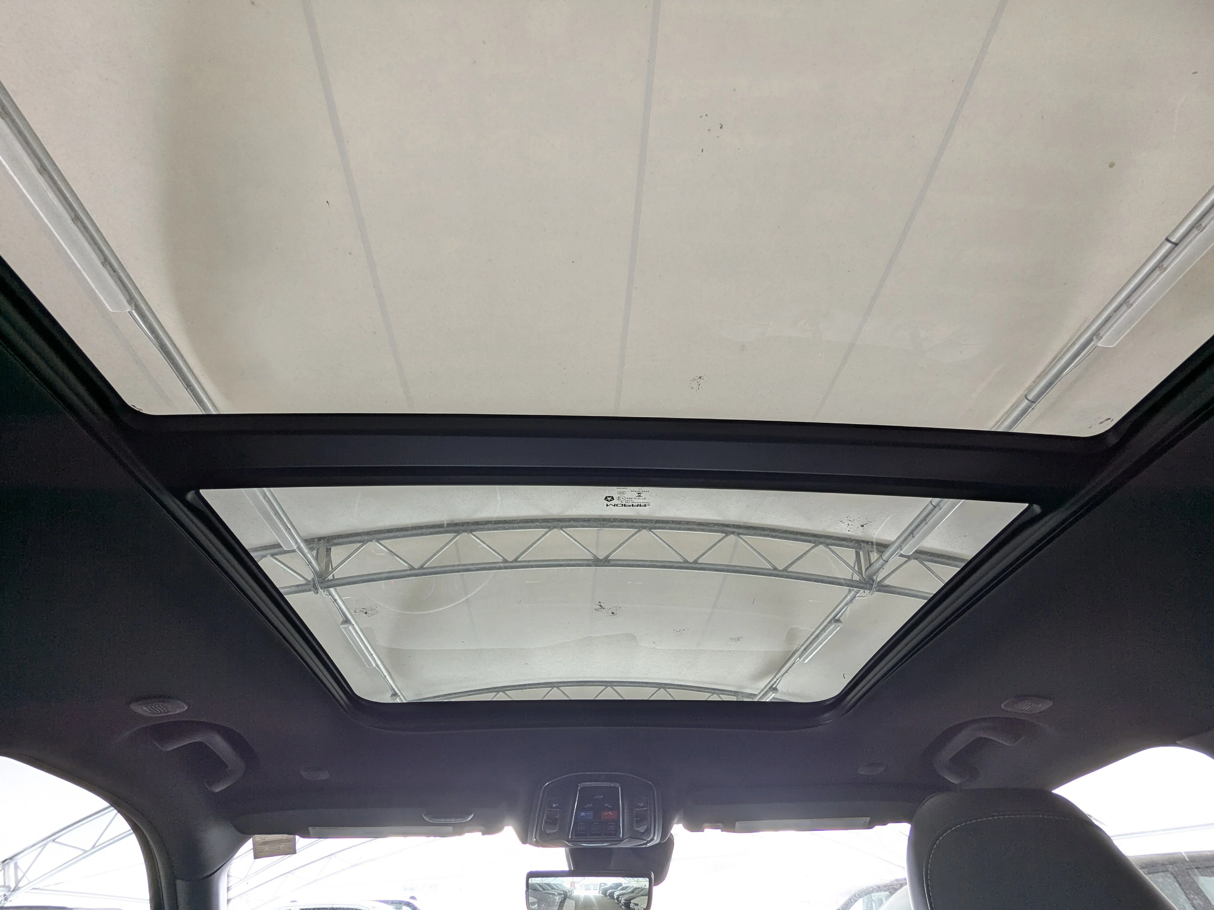 New 2026 White Jeep Limited Reserve - - Nappa Leather - Ventilated Seats - Trailer Tow Pack - Remote Start & More! image 27
