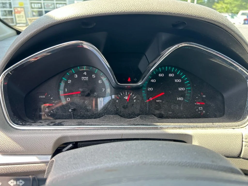 Used 2014 Red Chevrolet LT image 20