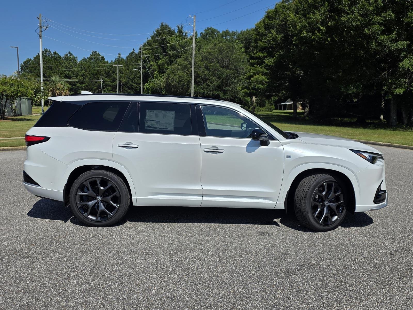 New 2026 Wind Chill Pearl Lexus TX 500h F SPORT PERFORMANCE PREMIUM AWD image 40