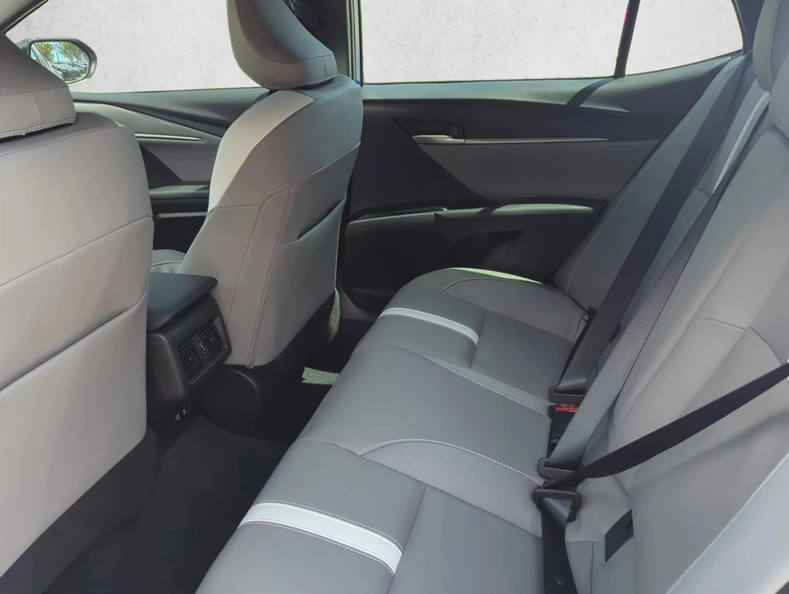 Used 2026 Reservoir Blue Toyota SE image 22