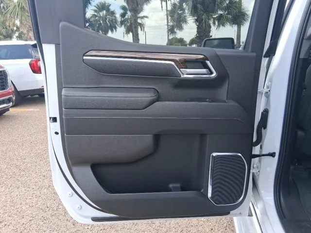 2026 GMC Sierra 1500 SLE - Photo 15