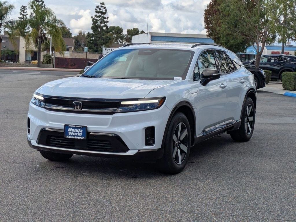 New 2026 Frostline White Pearl Honda Touring image 4