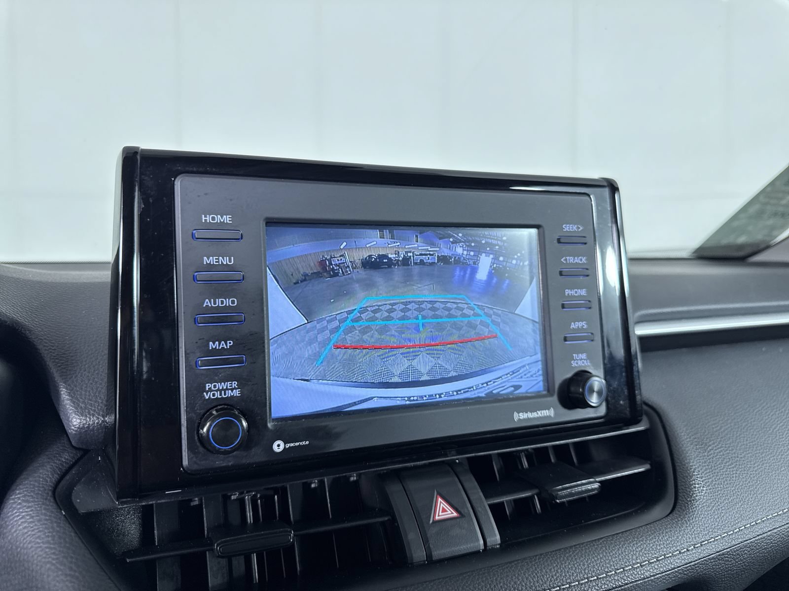 Used 2022 White Toyota Hybrid LE image 24