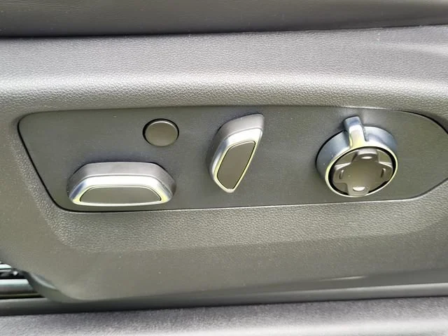 2026 GMC Sierra 3500HD Denali Ultimate - Photo 25