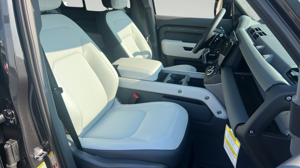 New 2026 Gray Land Rover V8 image 20