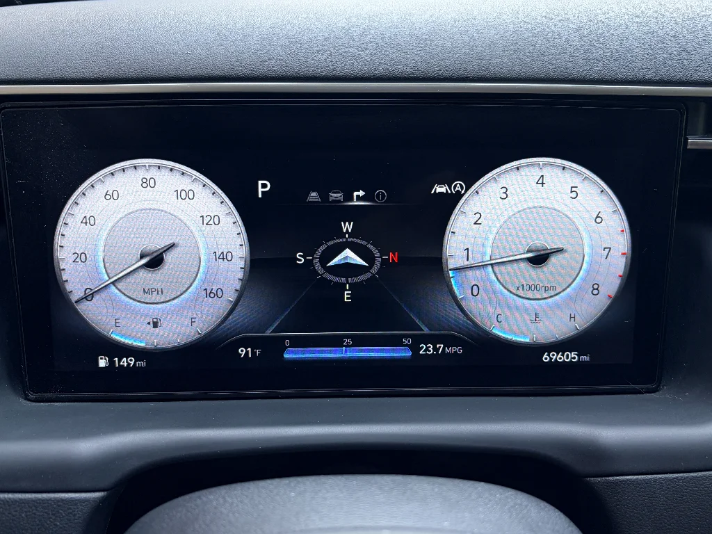 Used 2024 Shimmering Silver Hyundai SEL image 15