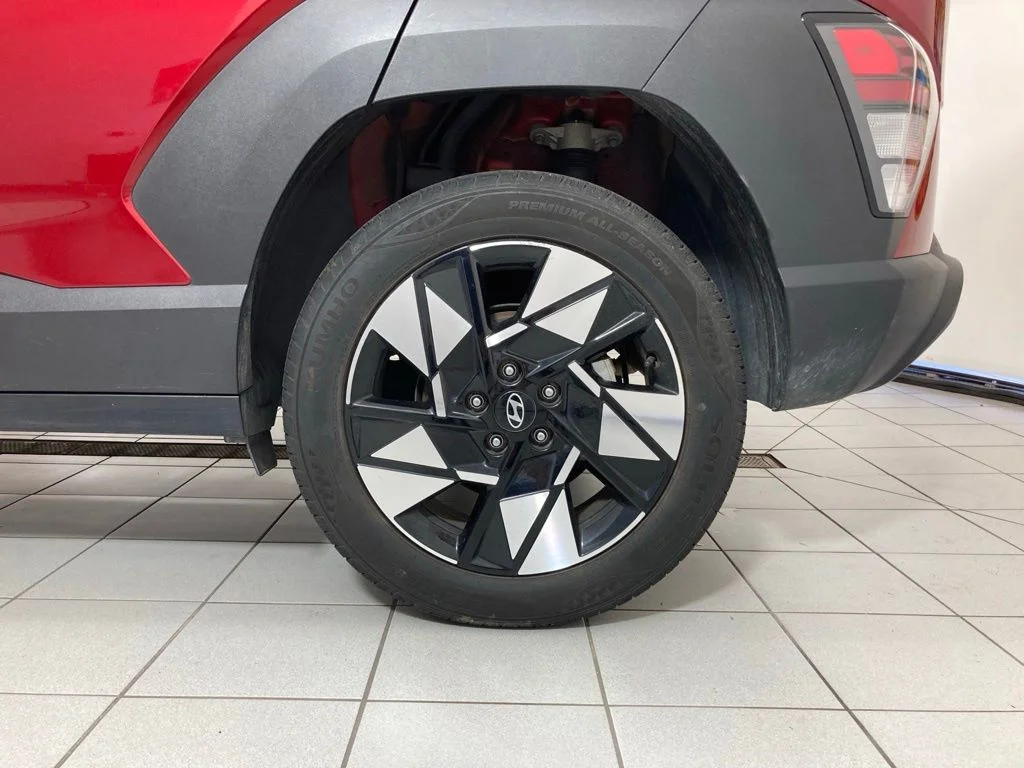 Used 2025 Red Hyundai SEL image 26