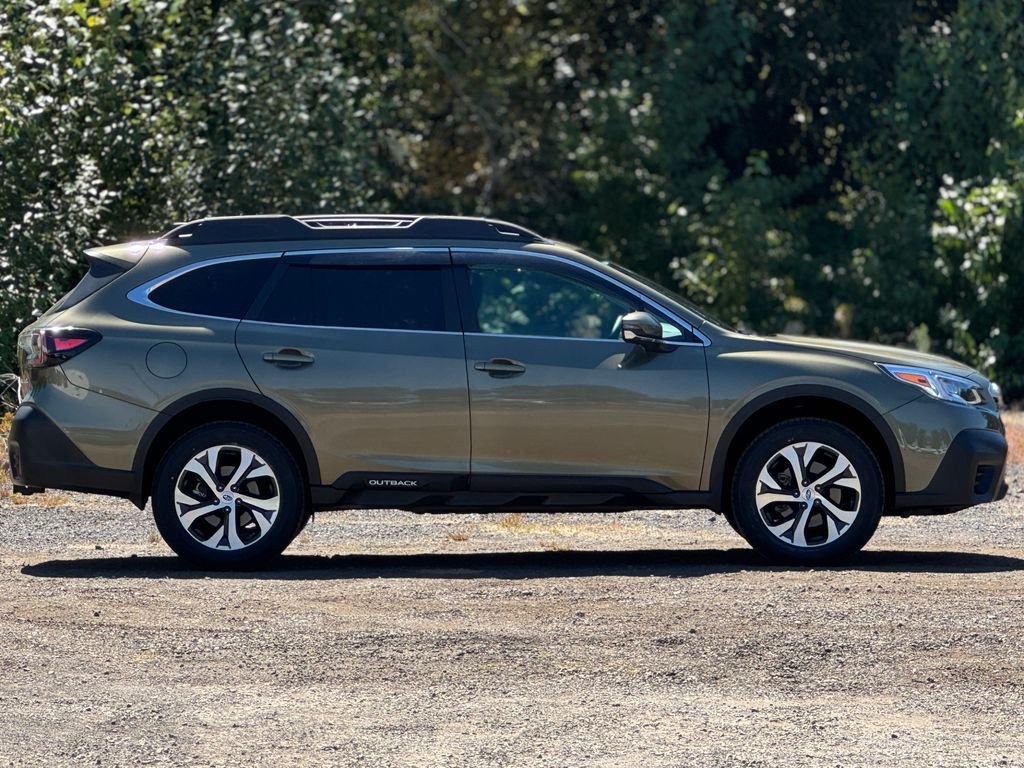Used 2020 Green Metallic Subaru Limited image 8