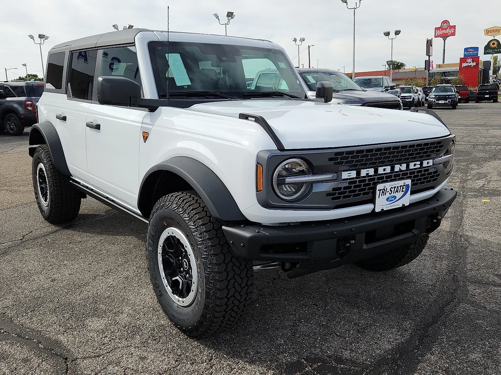 New 2025 Oxford White Ford Badlands&reg; image 5