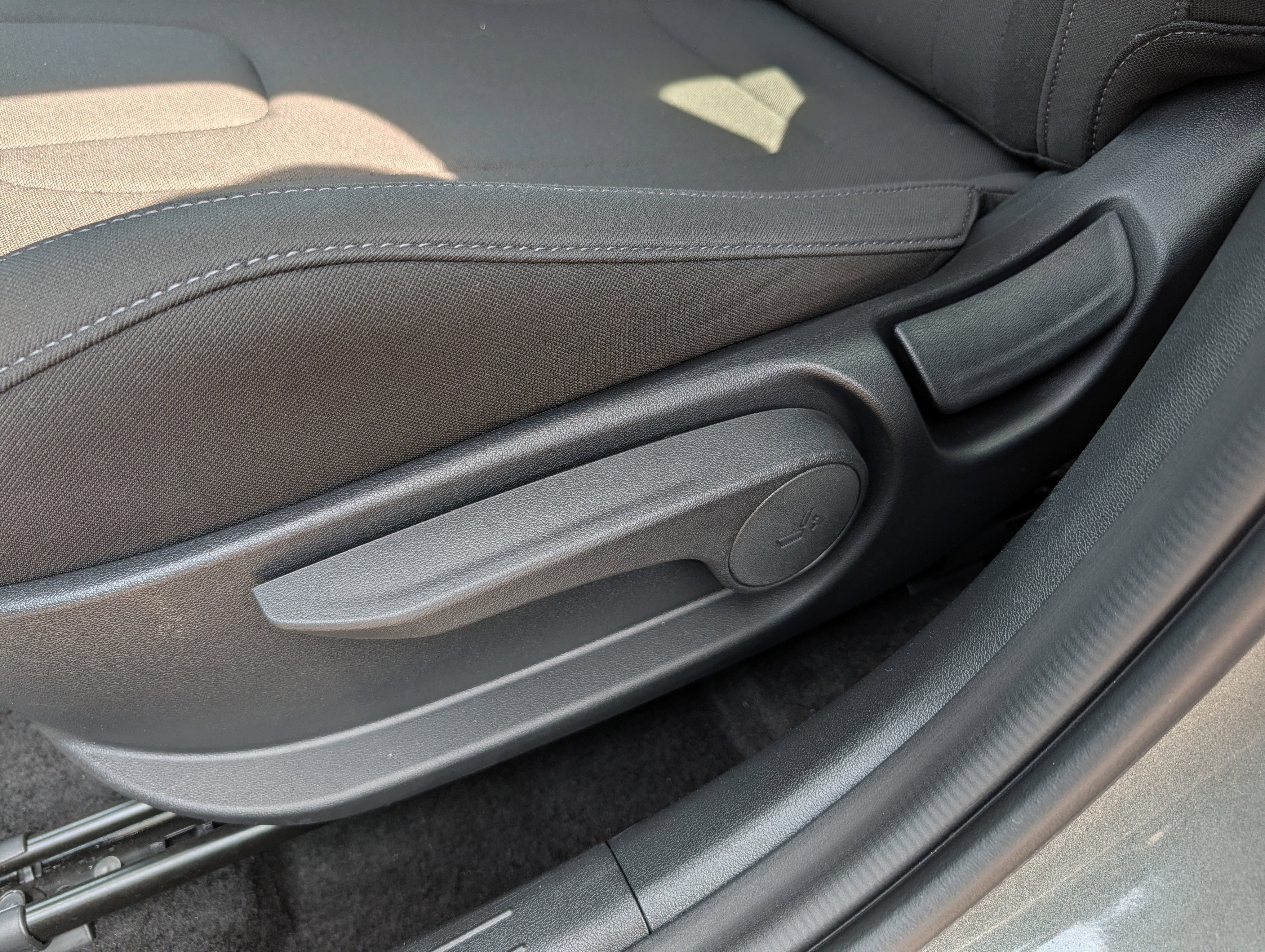 2025 Hyundai Elantra Blue - Photo 20