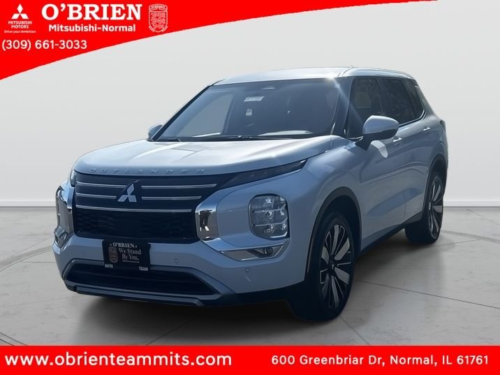 2026 Mitsubishi Outlander SE FWD's photo