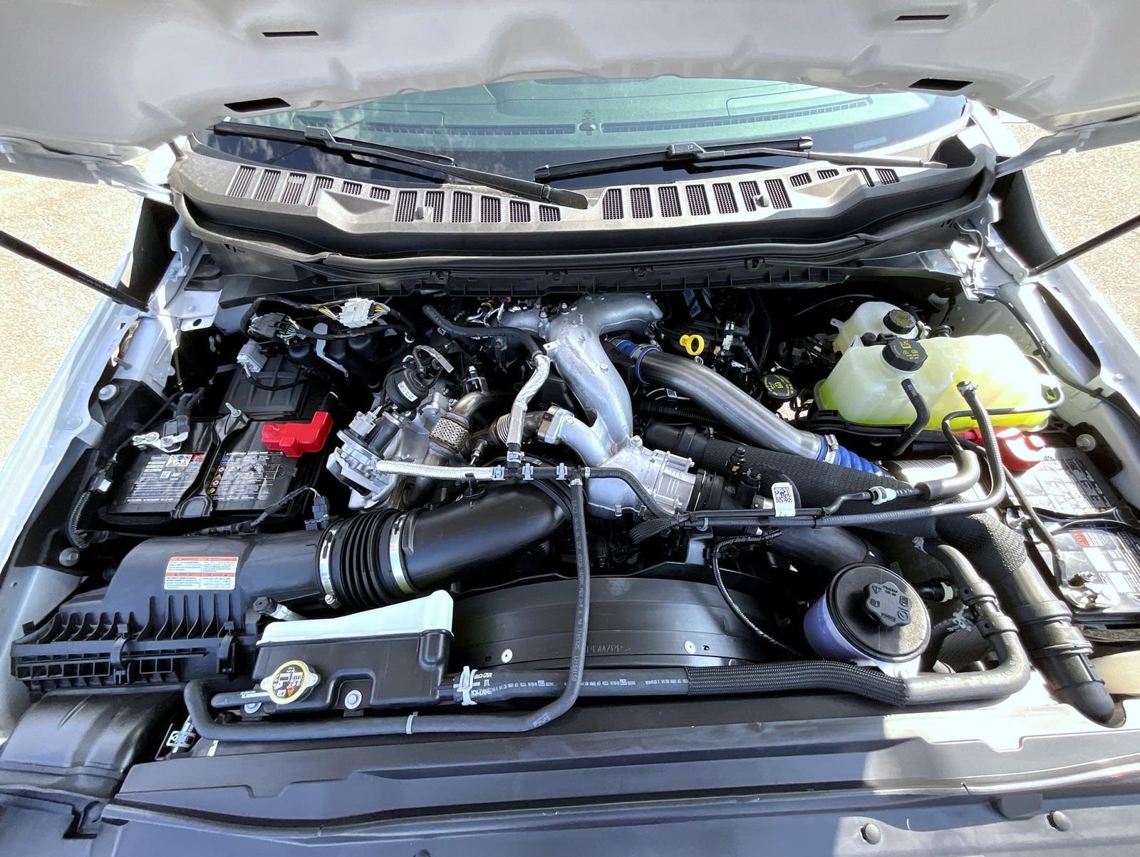 New 2026 Oxford White Ford XL image 25
