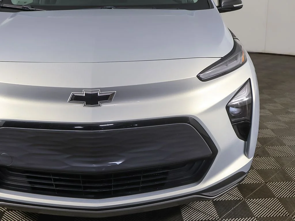 Used 2023 Silver Chevrolet LT image 11