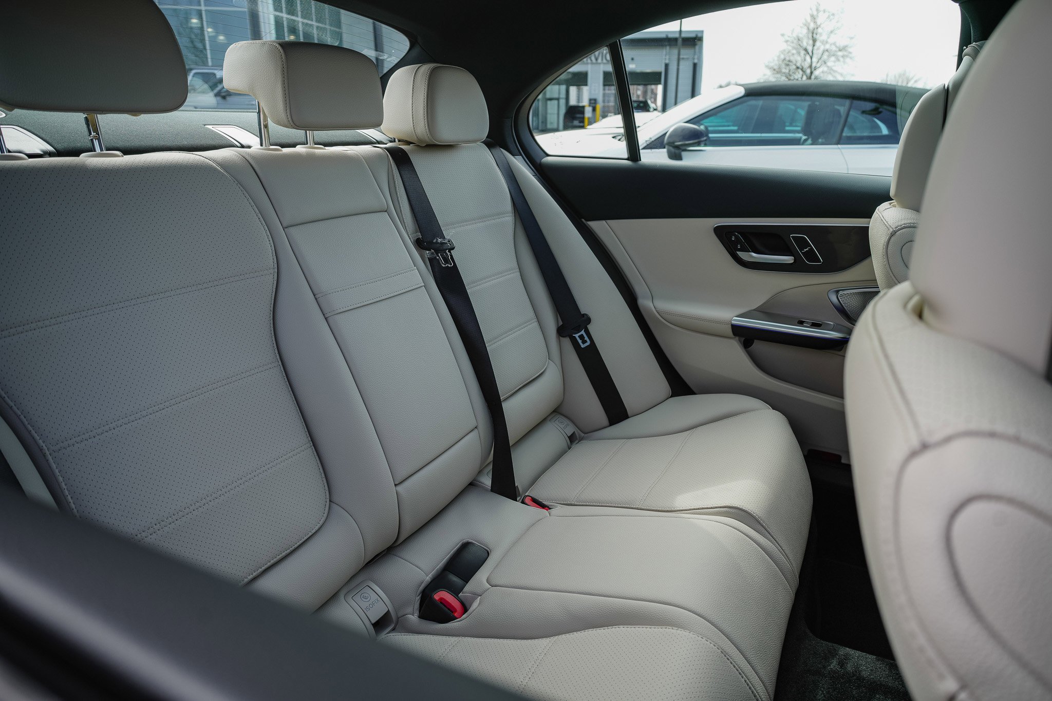New 2026 POLAR WHITE Mercedes-Benz C 300 image 30