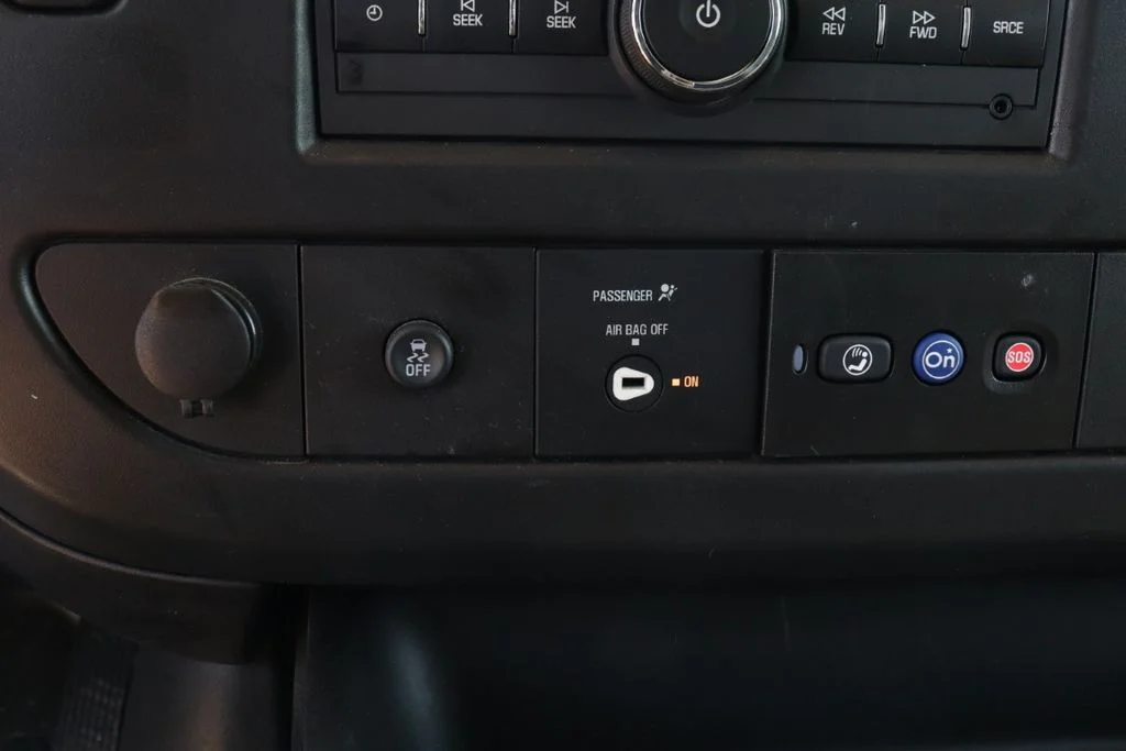 Used 2024 Summit White GMC Work Van image 15