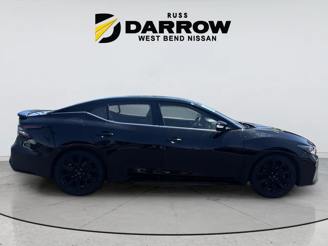 Used 2023 Black Nissan SR image 8